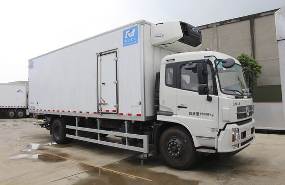 κατεψυγμένο ρυμουλκό παραθύρων 20ft Dongfeng 4x2/κατεψυγμένος τύπος φορτίου Van Diesel Fuel