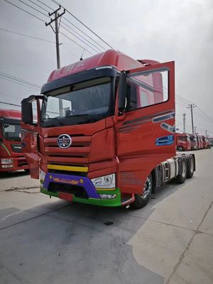 Φάου Τζι Φανγκ φορτηγό Χρησιμοποιούμενο τρακτέρ J7 500 Hp 6x4 Strong